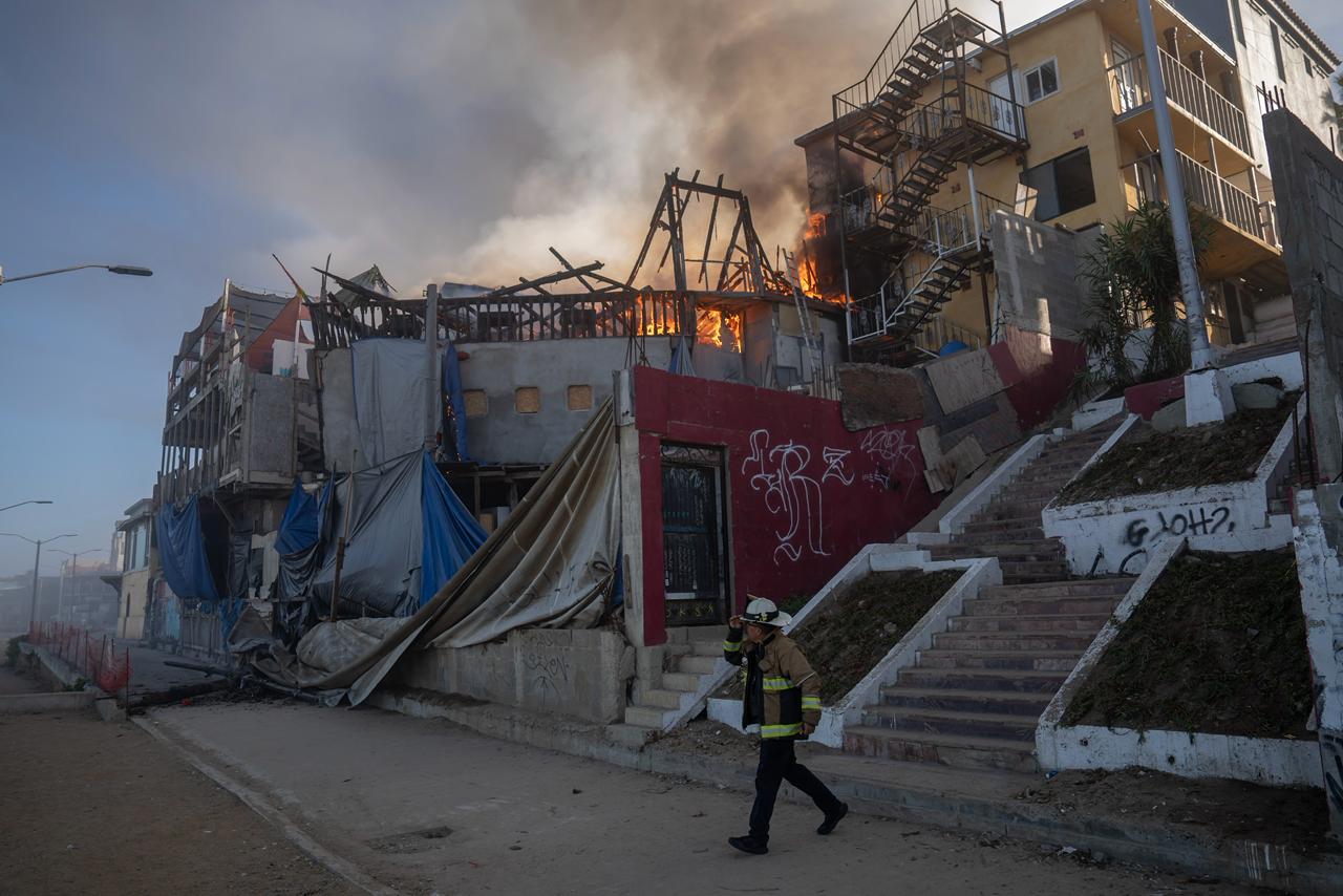Se incendia restaurante “El Barco” en Playas de Tijuana